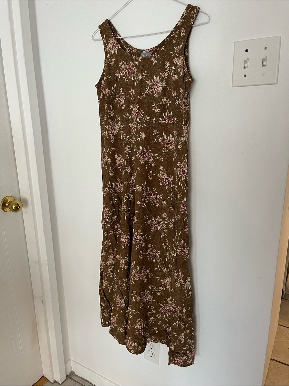 Rabbit Rabbit Rabbit Designs Brown Floral Midi/Maxi Dress - Picture 8 of 9